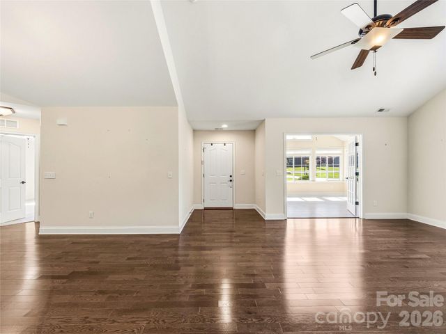 426 Summerfield Place, Flat Rock, NC 28731
