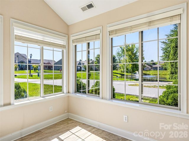 426 Summerfield Place, Flat Rock, NC 28731