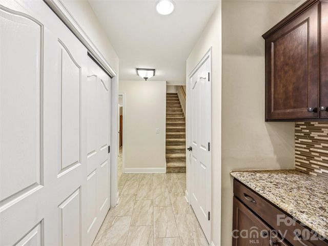 426 Summerfield Place, Flat Rock, NC 28731