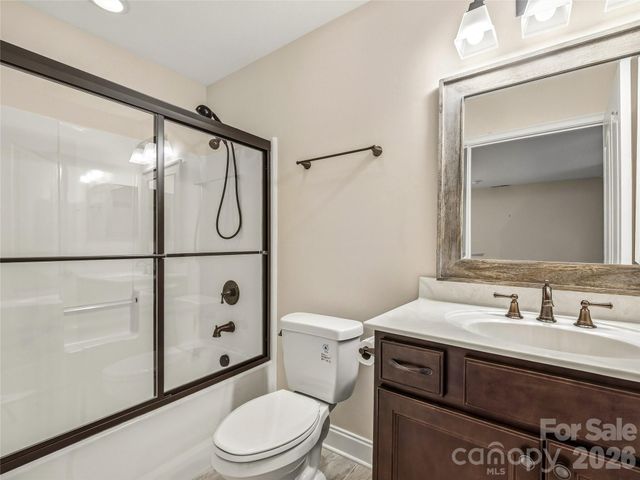 426 Summerfield Place, Flat Rock, NC 28731