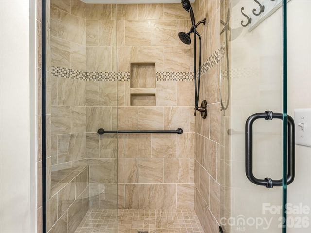 426 Summerfield Place, Flat Rock, NC 28731