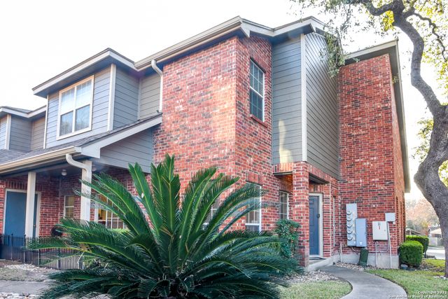 32 Chapel Hill Cir Unit 32, San Antonio, TX 78240