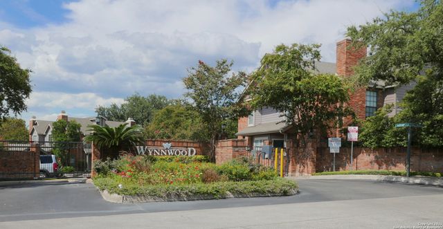 32 Chapel Hill Cir Unit 32, San Antonio, TX 78240