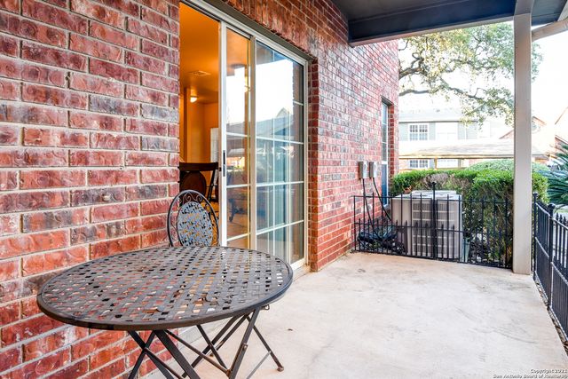 32 Chapel Hill Cir Unit 32, San Antonio, TX 78240