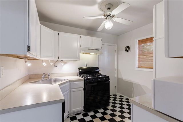 3660 Peachtree NE Road 2H, Atlanta, GA 30319