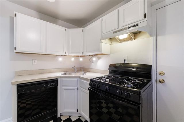 3660 Peachtree NE Road 2H, Atlanta, GA 30319