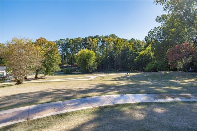 3660 Peachtree NE Road 2H, Atlanta, GA 30319