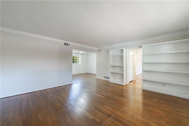 3660 Peachtree NE Road 2H, Atlanta, GA 30319