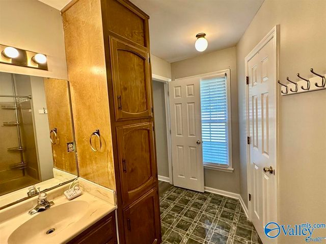 7520 Clubfield Drive, Huntsville, AL 35802