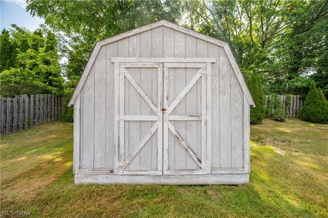 5057 Tam-O-Shanter Drive, Poland, OH 44514