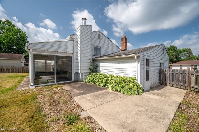 5057 Tam-O-Shanter Drive, Poland, OH 44514