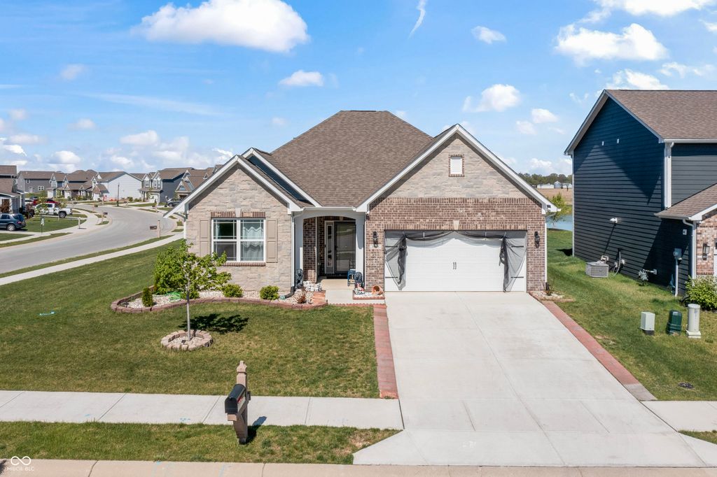 5805 Flat Hill Drive, Indianapolis, IN 46239