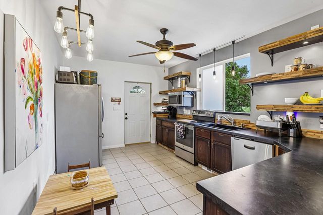 602 Cedar Street, Wisconsin Dells, WI 53965