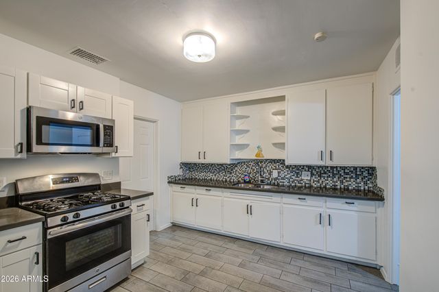 7226 N 26TH Drive, Phoenix, AZ 85051