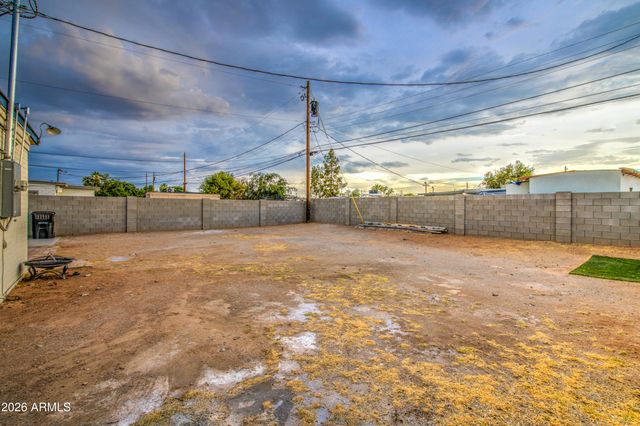 7226 N 26TH Drive, Phoenix, AZ 85051