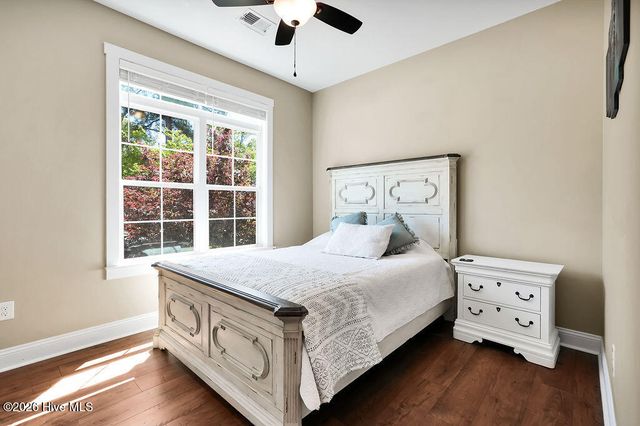 155 NE 18th Street, Oak Island, NC 28465