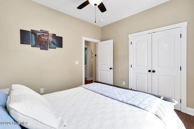 155 NE 18th Street, Oak Island, NC 28465