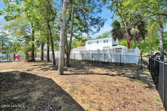 155 NE 18th Street, Oak Island, NC 28465