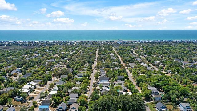 155 NE 18th Street, Oak Island, NC 28465