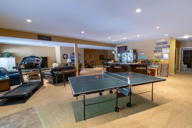 1932 N 600 West, Huntington, IN 46750