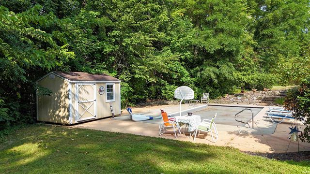 1932 N 600 West, Huntington, IN 46750