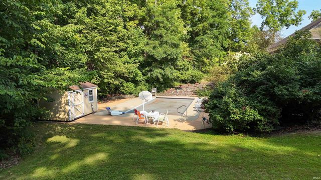 1932 N 600 West, Huntington, IN 46750