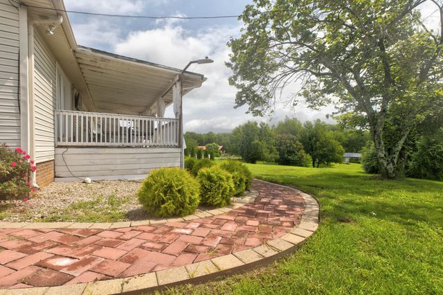 210 Helena Drive, Mt Sterling, KY 40353