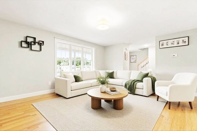 1531 Broadway, Raynham, MA 02767