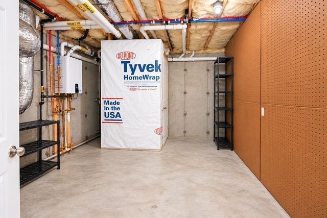 1531 Broadway, Raynham, MA 02767