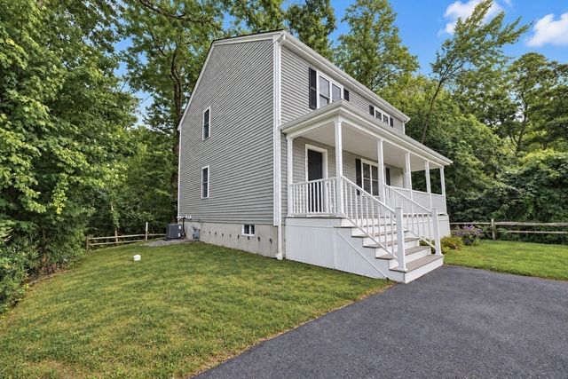 1531 Broadway, Raynham, MA 02767