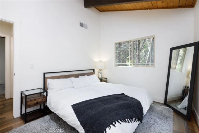 27364 Pinewood, Lake Arrowhead, CA 92352