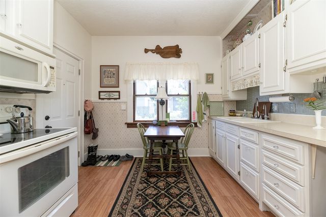 1013 S Park Street, Kalamazoo, MI 49001