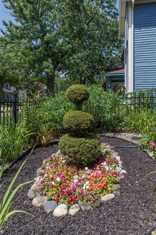 1013 S Park Street, Kalamazoo, MI 49001