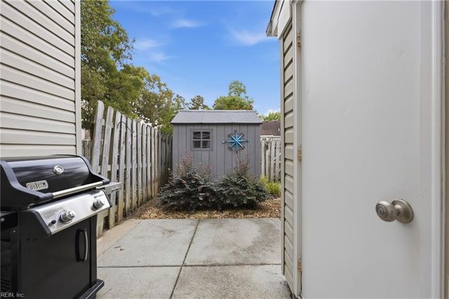 2347 Charing Cross RD, Virginia Beach, VA 23456