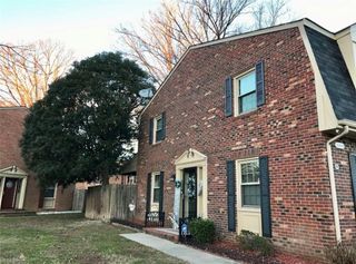 14547 Old Courthouse Way Unit A, Newport News, VA 23608
