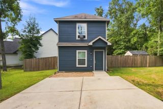 15081 Travis Lane, Willis, TX 77378