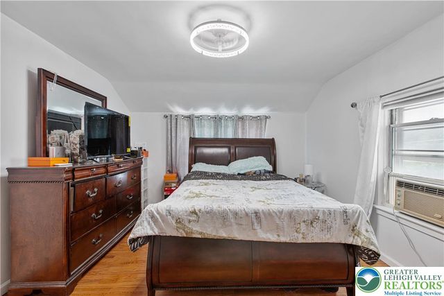 215 South 18th Street, Allentown City, PA 18104