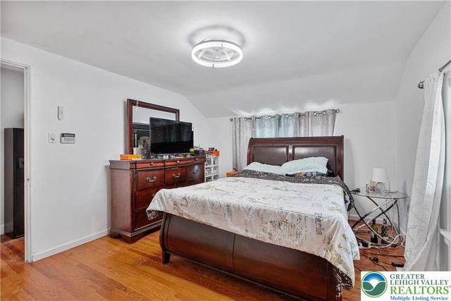 215 South 18th Street, Allentown City, PA 18104