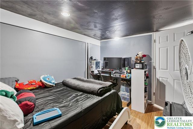 215 South 18th Street, Allentown City, PA 18104