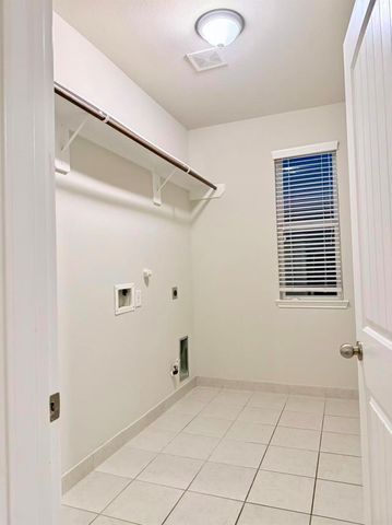 24323 Marcello Lakes Drive, Katy, TX 77493