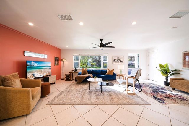 59 WICKLIFFE DRIVE, Naples, FL 34110