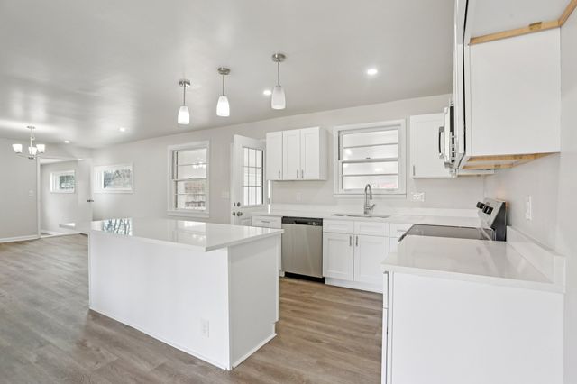 2929 Stanwyck Dr, Nashville, TN 37207