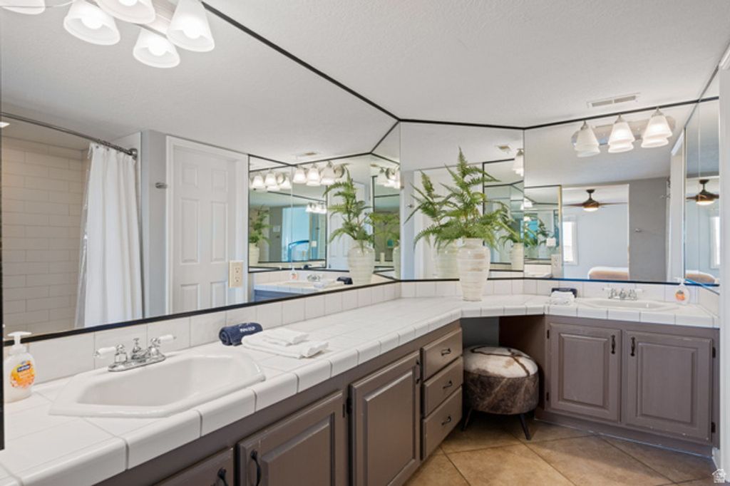 Image 16 of property listing at 1845 W CANYON VIEW DR #407, St. George, UT 84770