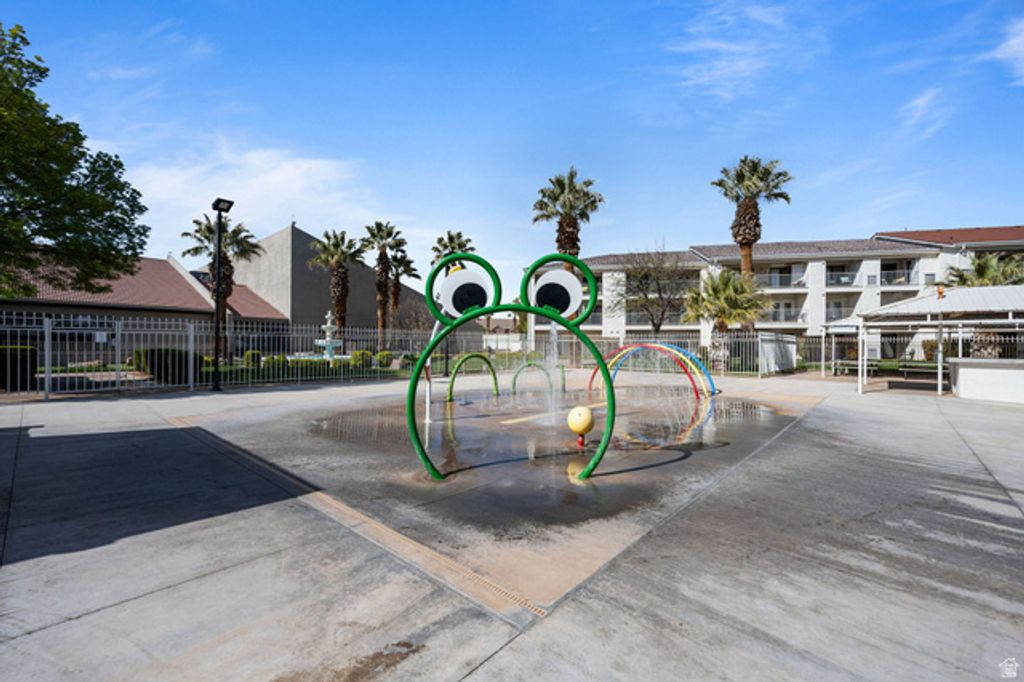 Image 29 of property listing at 1845 W CANYON VIEW DR #407, St. George, UT 84770