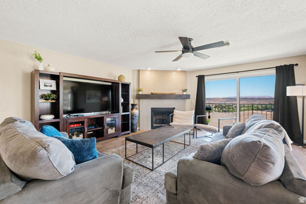 Image 4 of property listing at 1845 W CANYON VIEW DR #407, St. George, UT 84770
