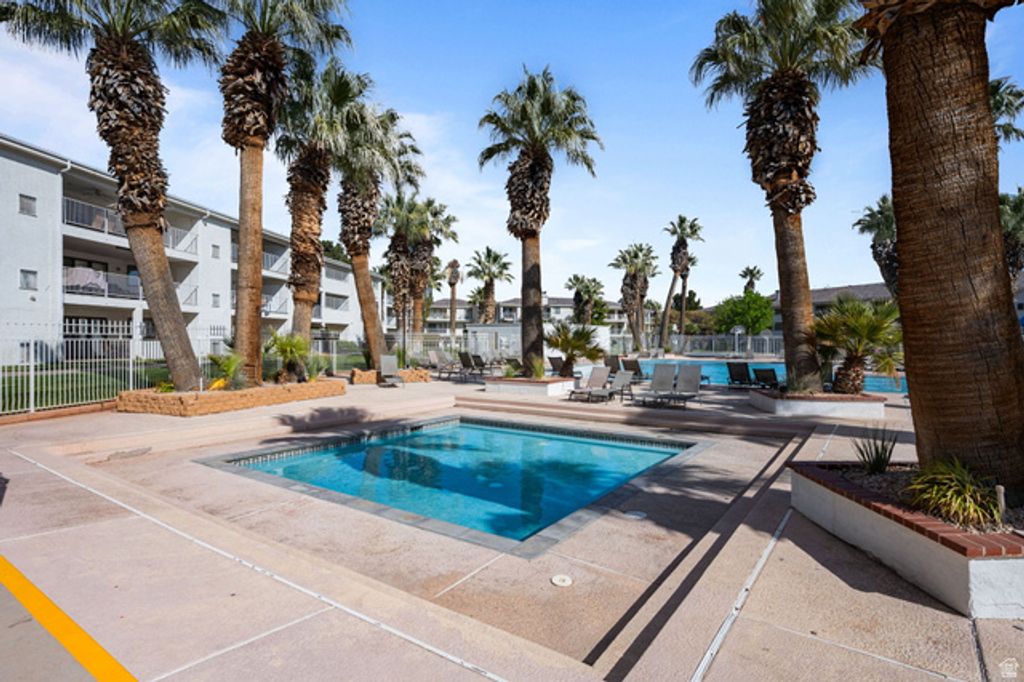 Image 31 of property listing at 1845 W CANYON VIEW DR #407, St. George, UT 84770