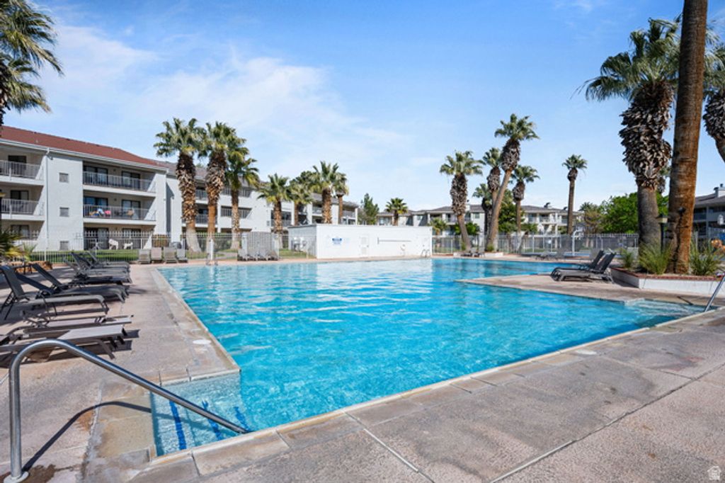 Image 32 of property listing at 1845 W CANYON VIEW DR #407, St. George, UT 84770