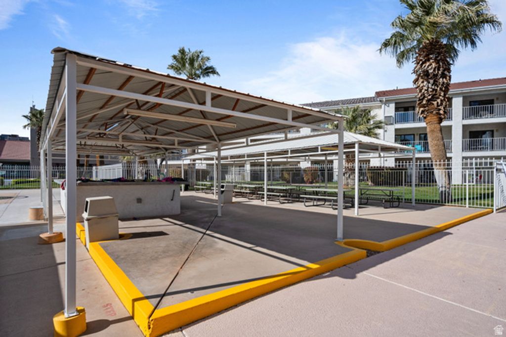 Image 34 of property listing at 1845 W CANYON VIEW DR #407, St. George, UT 84770