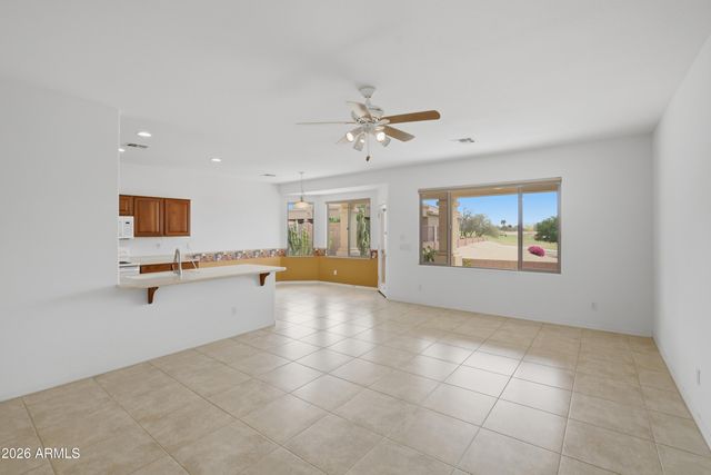 6863 S SANTA RITA Way, Chandler, AZ 85249