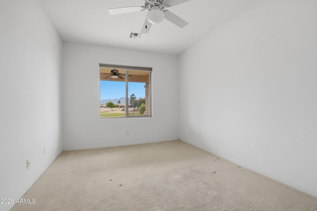 Image 17 of property listing at 6863 S SANTA RITA Way, Chandler, AZ 85249